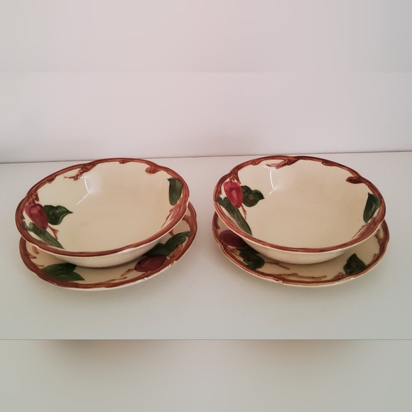 Vintage Franciscan Apple Dinnerware 2 Desert Saucers and 2 Desert Bowls - Picture 1 of 5